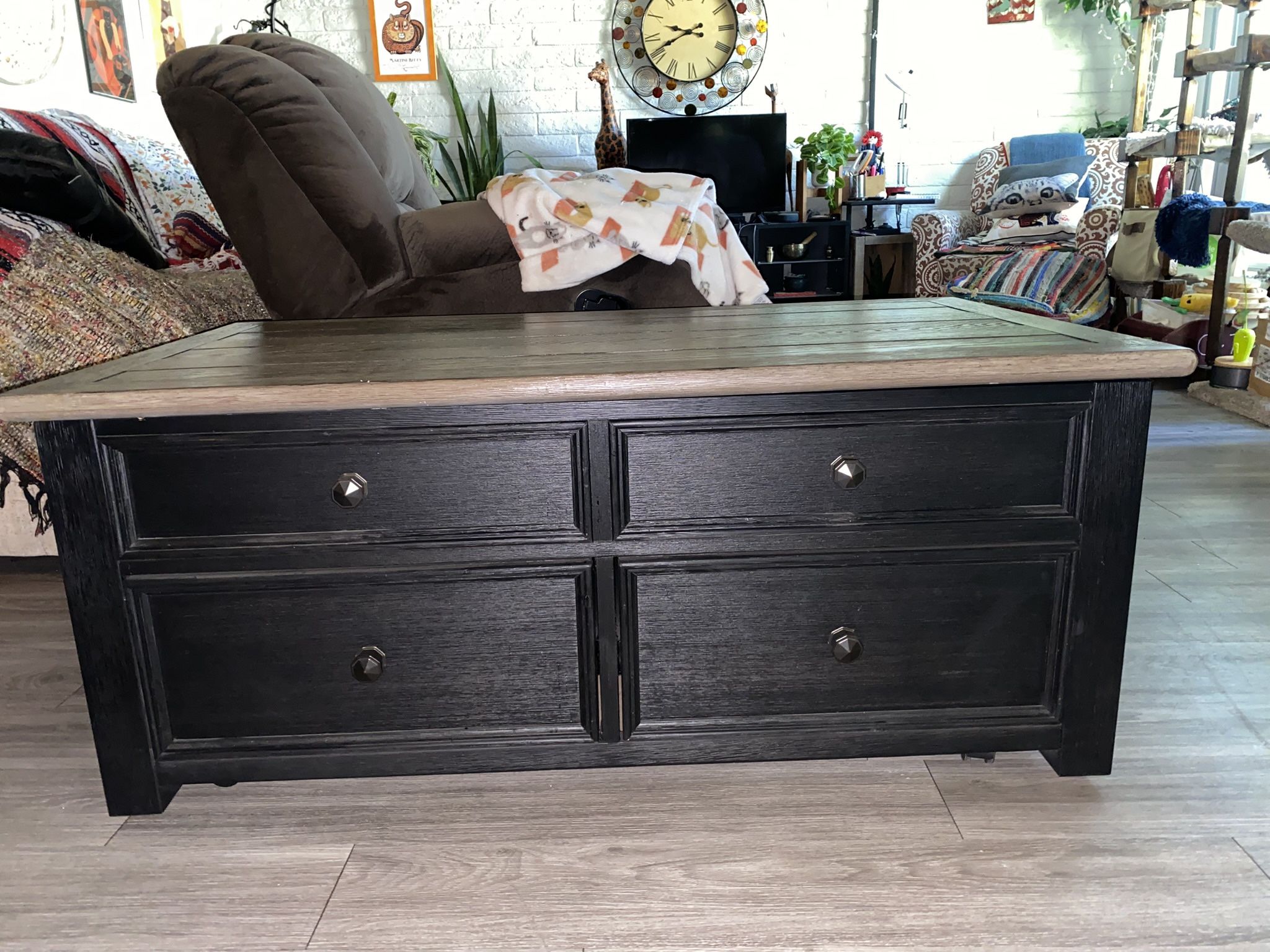 Coffee Table With Lift Top