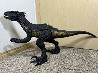 Jurassic World Fallen Kingdom Super Colossal Indoraptor 39" Action Figure