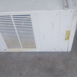 Frigidaire AC Window Unit 10000btu 