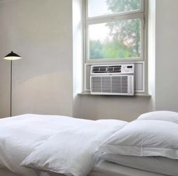LG 15000 BTU Window Air Conditioner 110v