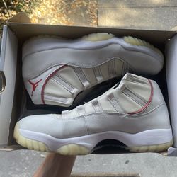 Jordan 11 Platnium tint