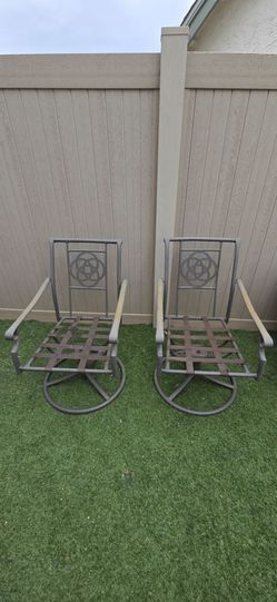 Outdoor Chairs