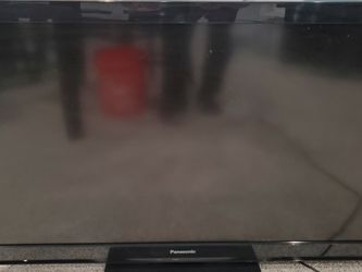 Panasonic VIERA 42" 1080p 120Hz LCD HDTV