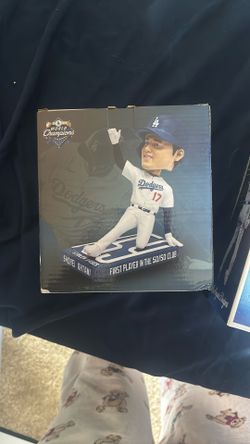Ohtani 50/50 club bobble and MVP bobblehead