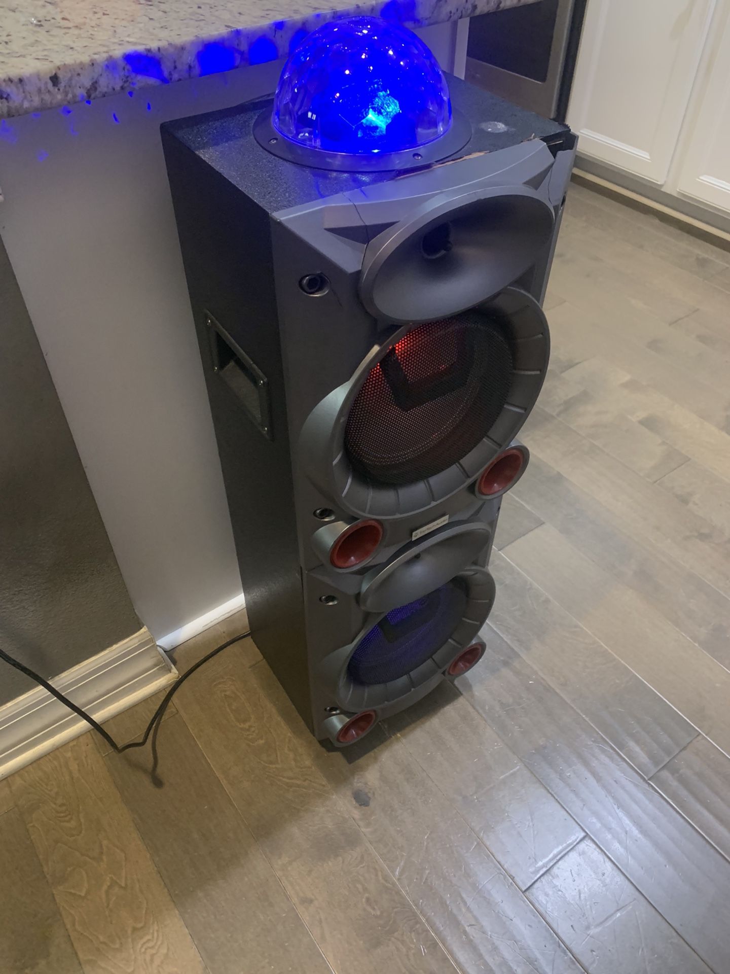Large Bluetooth Speaker W/ Disco Ball