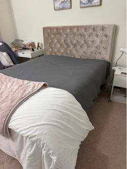 Queen bed