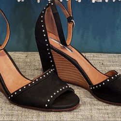 Halogen Louise Studded Wedge Sandals | Sz 5.5