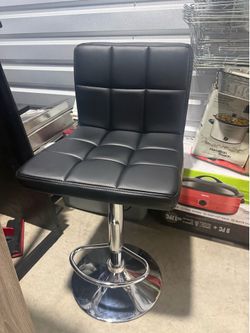 4 Counter/Bar stools
