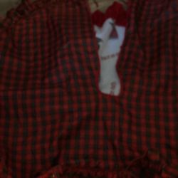 Christmas tree skirt plaid, red and green