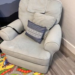 Rocker & Recliner Chair With Remote Perfect For nursery 