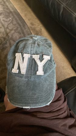 Caps