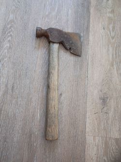 Vintage Carpenters half hatchet