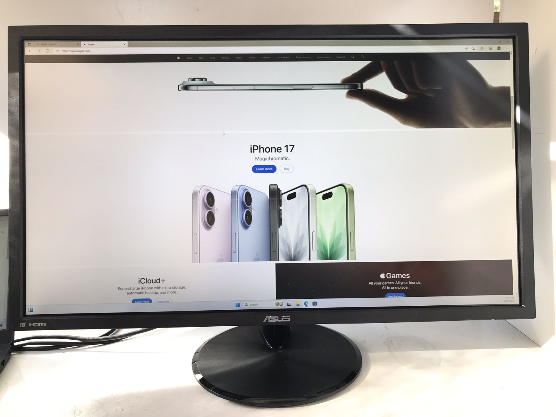 **ASUS VP28UQG 28" LCD Widescreen 4K UHD Monitor** * Used, Test it. Good Condition ** Price $100 **