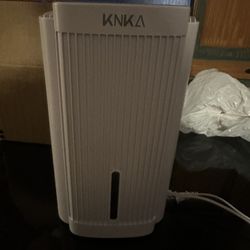 KNKA CS06 Dehumidifier 