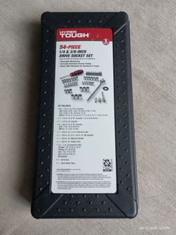 Hyper Tough 54 piece 1/4 & 3/8 inch drive  socket set New