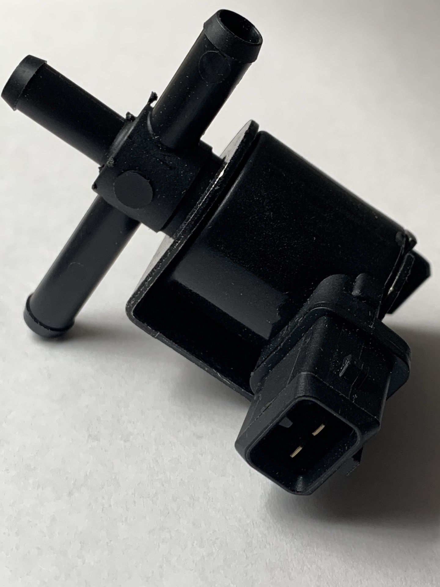 New Audi Waste Gate Frequency Control N75 Valve