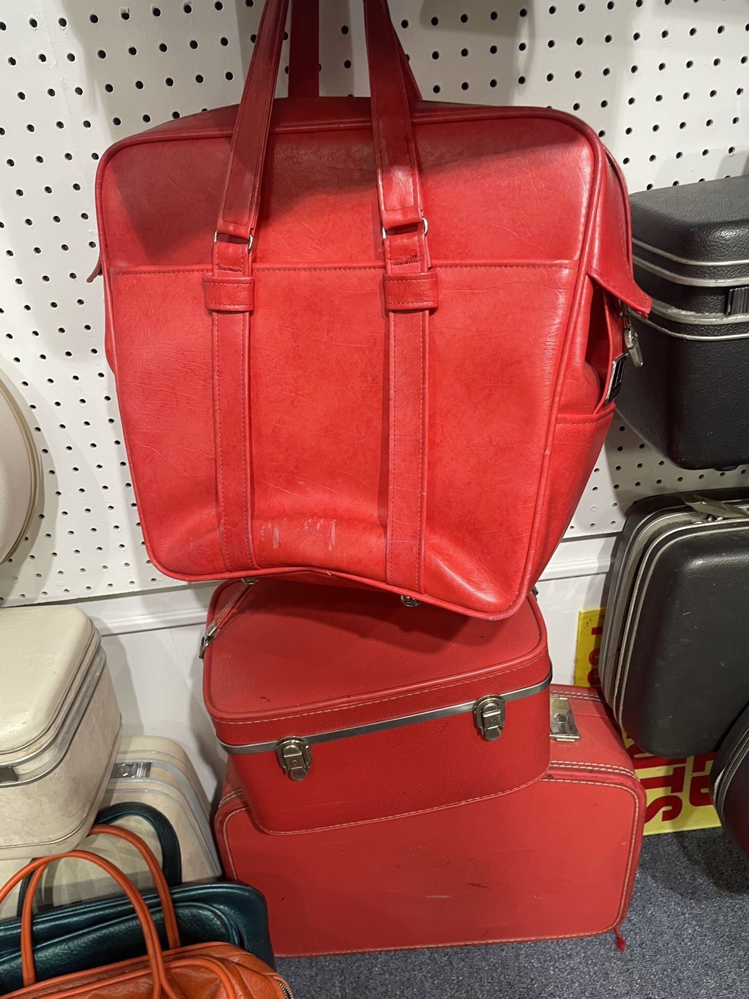 3 Piece Vintage Samsonite Suitcase Set In RED!