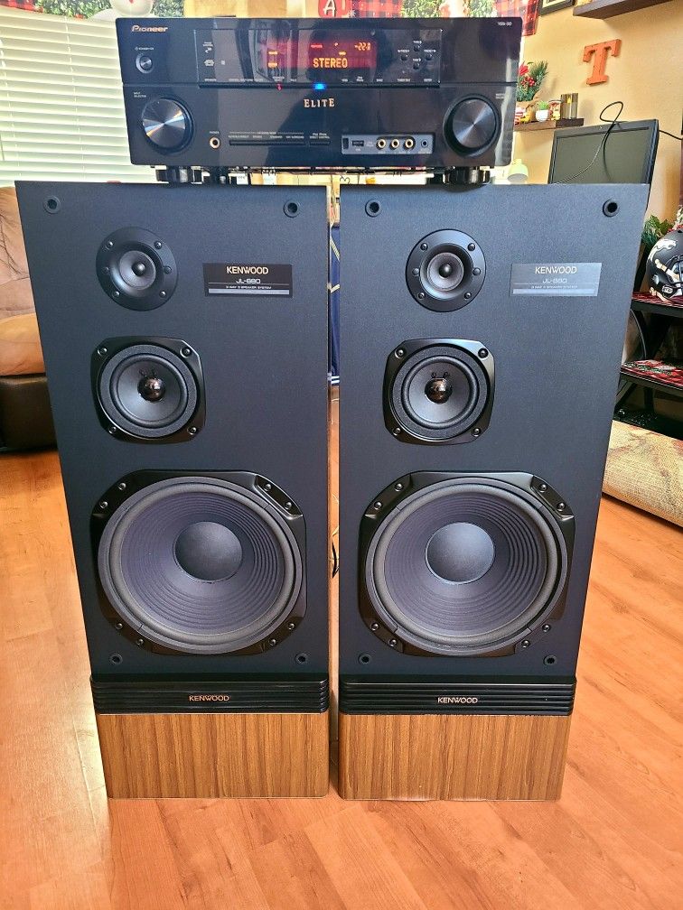 ~HDMI HOUSE AUDIO SYSTEM AMAZING SOUND GREAT BASE FULLY FUNCTIONAL SPEAKERS COVERS INCLUDED~