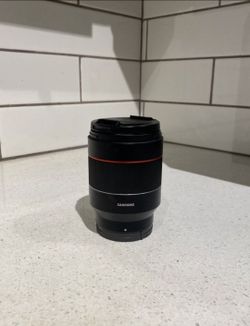 Samyang 50mm f/1.4 FE Sony lens