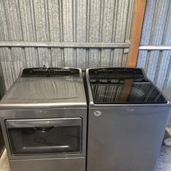 Whirlpool Washer And Dryer 