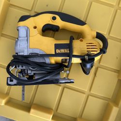 6.5 Amp Corded Variable Speed Jig Saw Kit