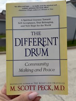 The Different Drum M. Scott Peck Community Making and Peace Paperback 1998