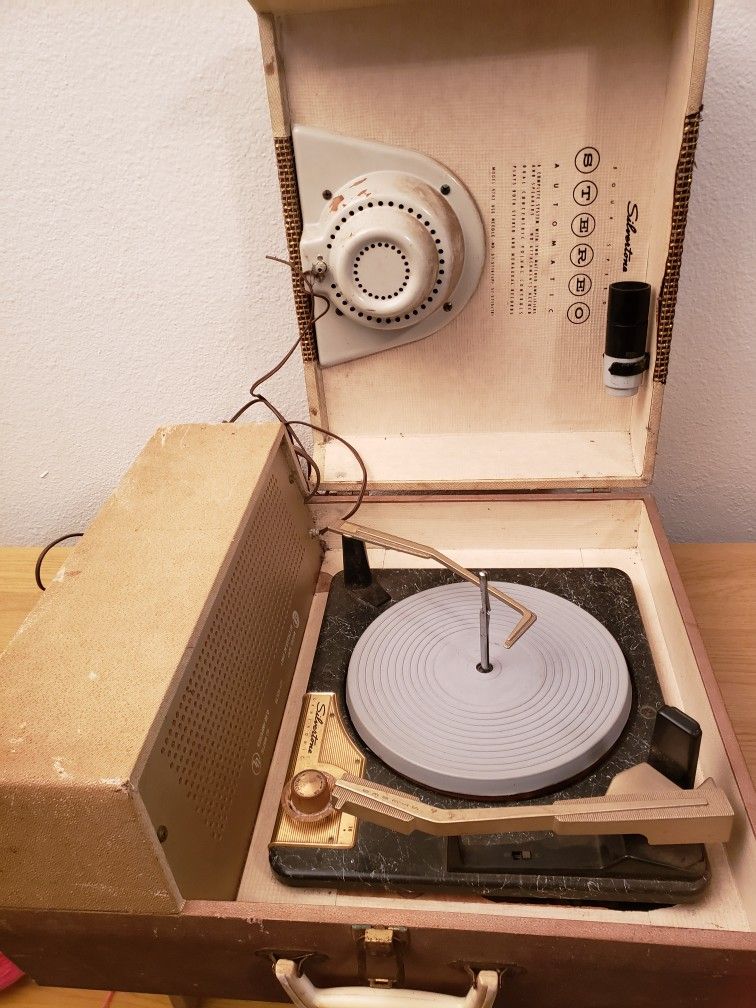 Vintage Silverstone Stereophonic Sound System Turntable 