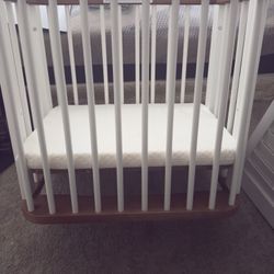 Baby crib and Rocker