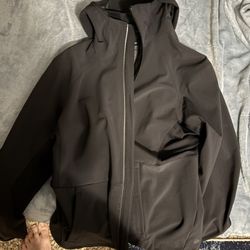 Large men’s Lululemon Cross Chill Rain Jacket 