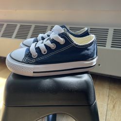 Converse Low Top Chuck Taylor’s 5C (Blue)