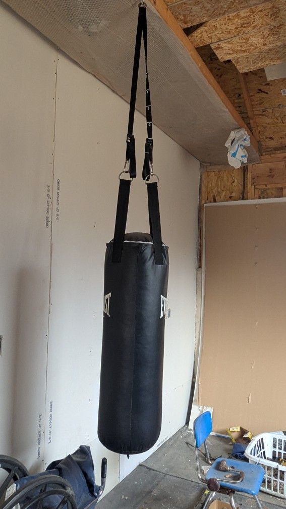 Punching Bag & Hanging Accessories