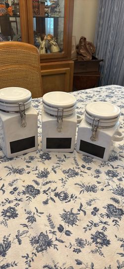 White 3 piece cannister set