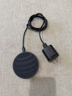 Black Wireless Charging Pad with Wall Adapter