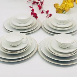 6 Piece Place Setting of four Golden Rhapsody by KAYSONS