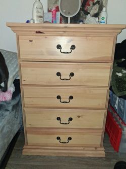 6 drawer dresser x 2