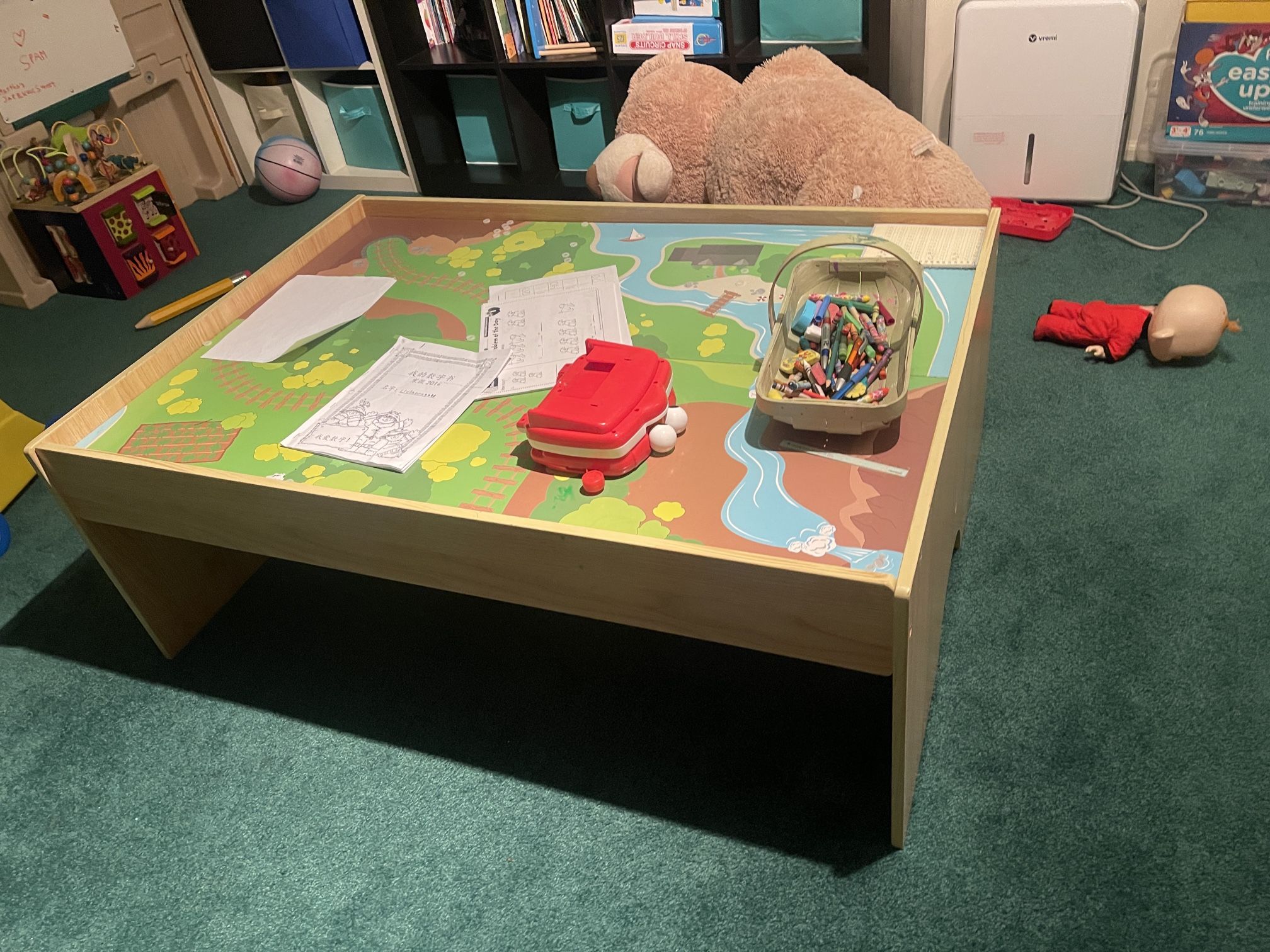 Kids Train Table