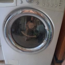 Washing Mashine LG. TROMM Steam Washer 4.0 Ultra Capacity WaitLike New Exellent Work. for Sale in Glendale AZ OfferUp