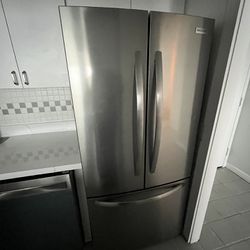 Frigidaire Stainless Steel Refrigeratoruu - NEW