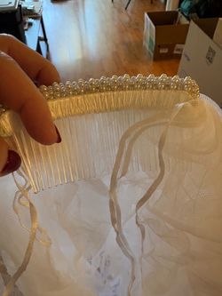 Vintage David's Bridal elbow-length wedding veil