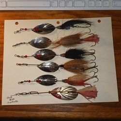 Six vintage musky lures