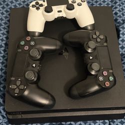 Ps4 slim 