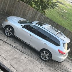 2014 Nissan Pathfinder