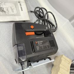 Vintage - Black & Decker - AUTO-SCROLLER Sabre Saw -