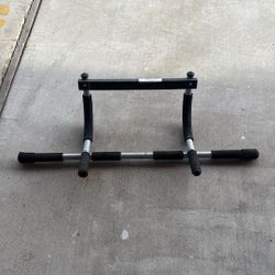 Pull Up Bar