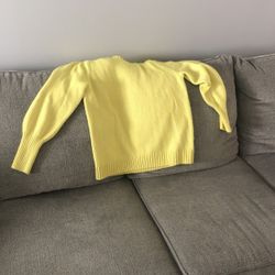 Yellow Gap Sweater XL