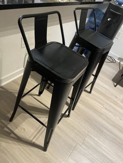 2 Metal Bar Stools