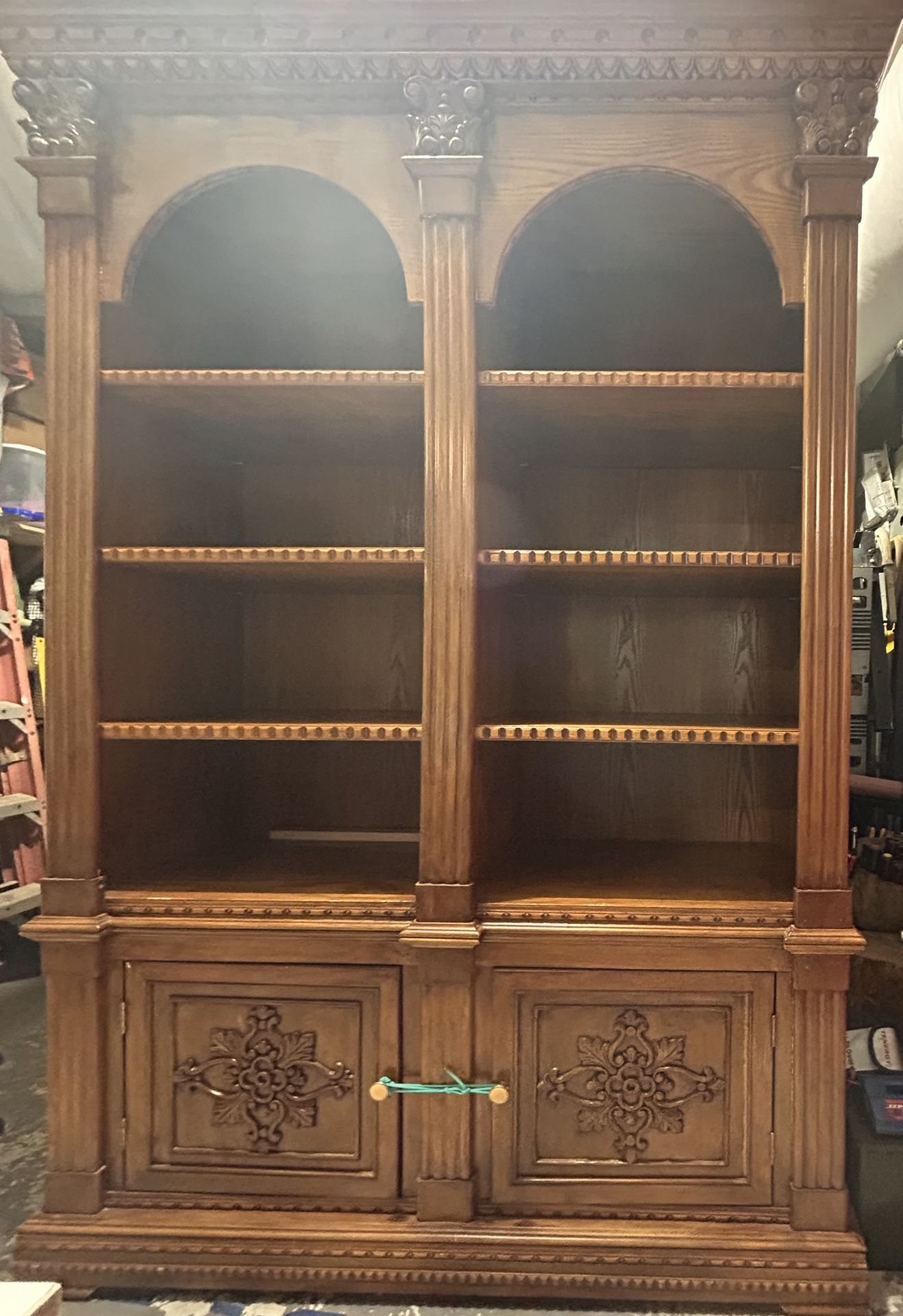 Solid wood bookshelf