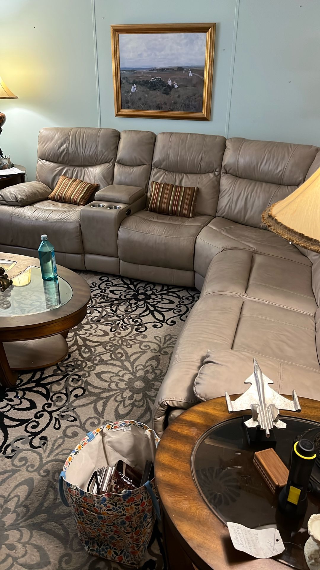 Large leather Secrional With Three ReclinerÃ
