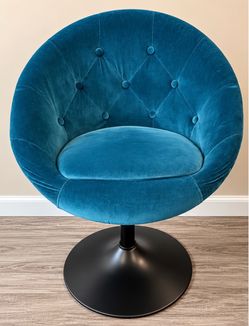 Blue Velvet Accent Chair / Vanity Chair – Excellent Condition