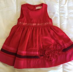 Beautiful dress 6-12 months